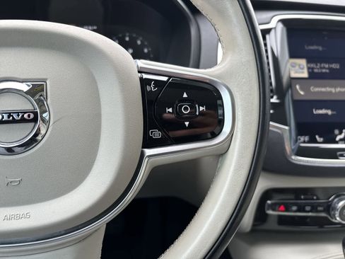 Used 2018 Volvo XC90 T6 Momentum w/ Convenience Package AWD/4WD image 8