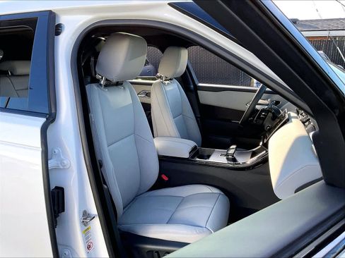 New 2026 Land Rover Range Rover Velar Dynamic SE image 31