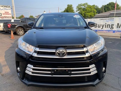Used 2019 Toyota Highlander LE AWD/4WD image 7