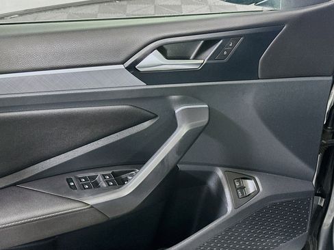 Used 2024 Volkswagen Jetta SE image 15