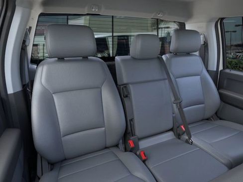 New 2025 Ford F550 4x4 Regular Cab Super Duty image 10