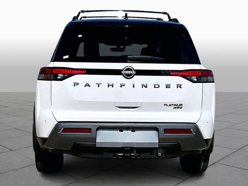 New 2026 Nissan Pathfinder Platinum AWD/4WD image 4