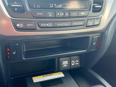 Used 2022 Honda Pilot Special Edition image 19