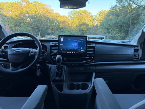 Used 2024 Ford Transit 350 XLT image 34