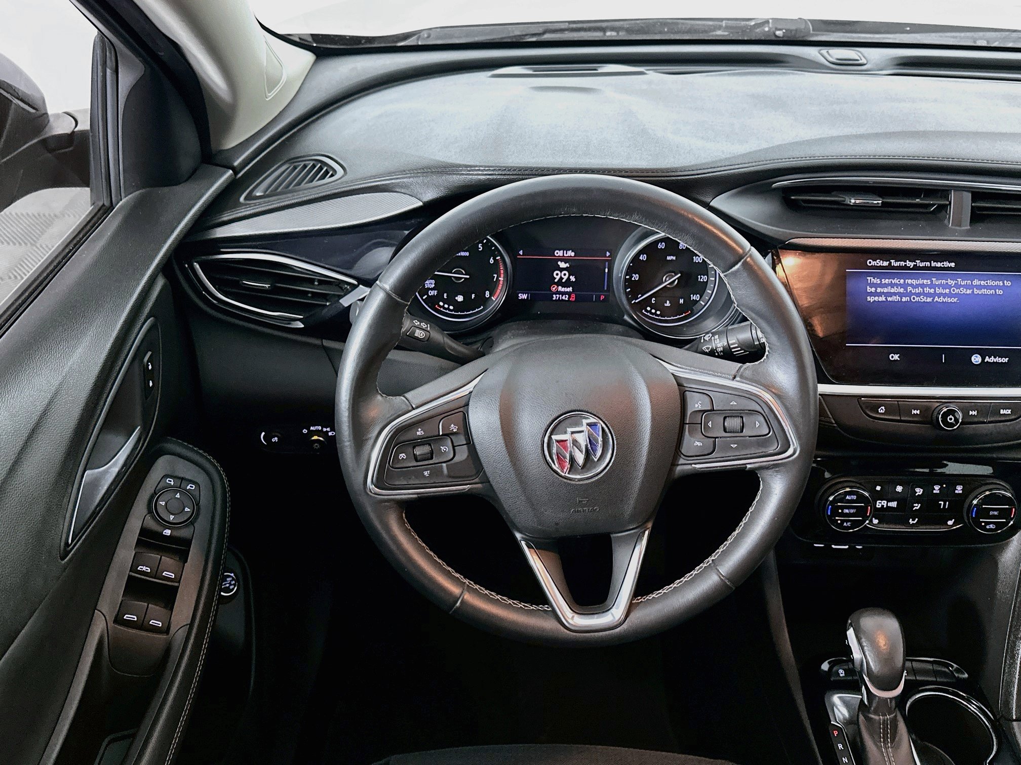 Used 2020 Buick Encore GX Select w/ Sport Touring Package FWD image 18