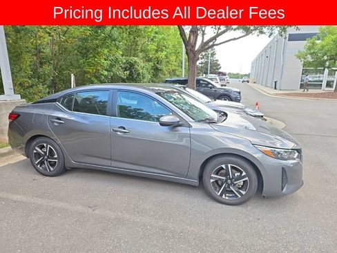 Used 2025 Nissan Sentra SV FWD image 7
