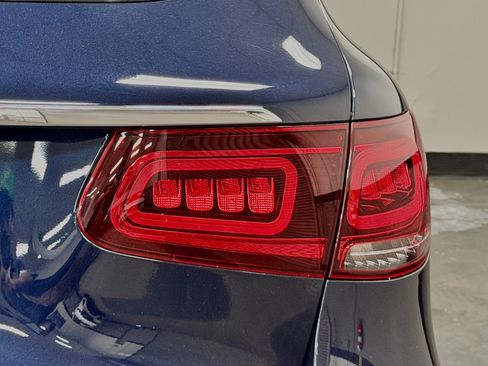 Used 2022 Mercedes-Benz GLC 300 image 14