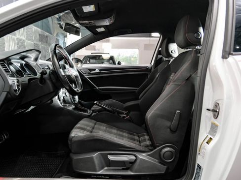 Used 2015 Volkswagen GTI S FWD image 4