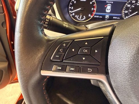 Used 2024 Nissan Sentra SR w/ SR Premium Package FWD image 34