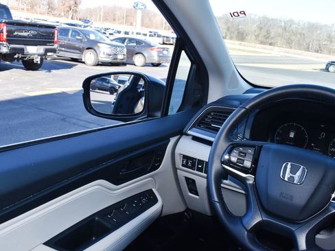 Used 2025 Honda Odyssey EX-L image 20