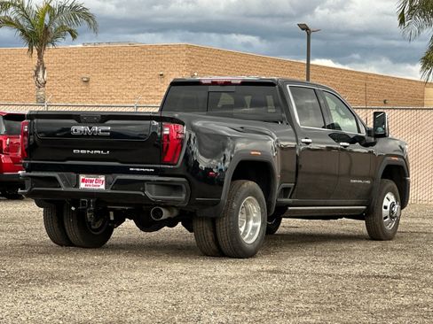 New 2026 GMC Sierra 3500 Denali Ultimate image 4