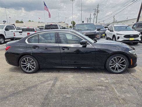 Used 2021 BMW 330i Sedan w/ Premium Package RWD image 4