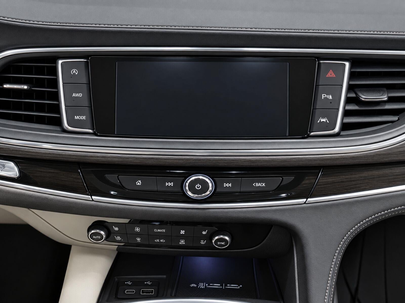 Used 2022 Buick Enclave Avenir w/ Avenir Technology Package AWD/4WD image 17