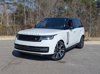 Used 2023 Land Rover Range Rover SE video 1