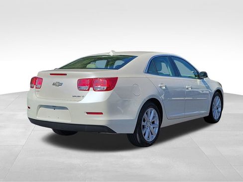 Used 2013 Chevrolet Malibu LT FWD image 4