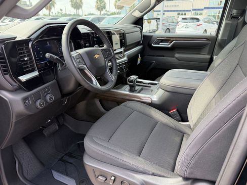 Used 2026 Chevrolet Silverado 1500 LT w/ All Star Edition Plus RWD image 3