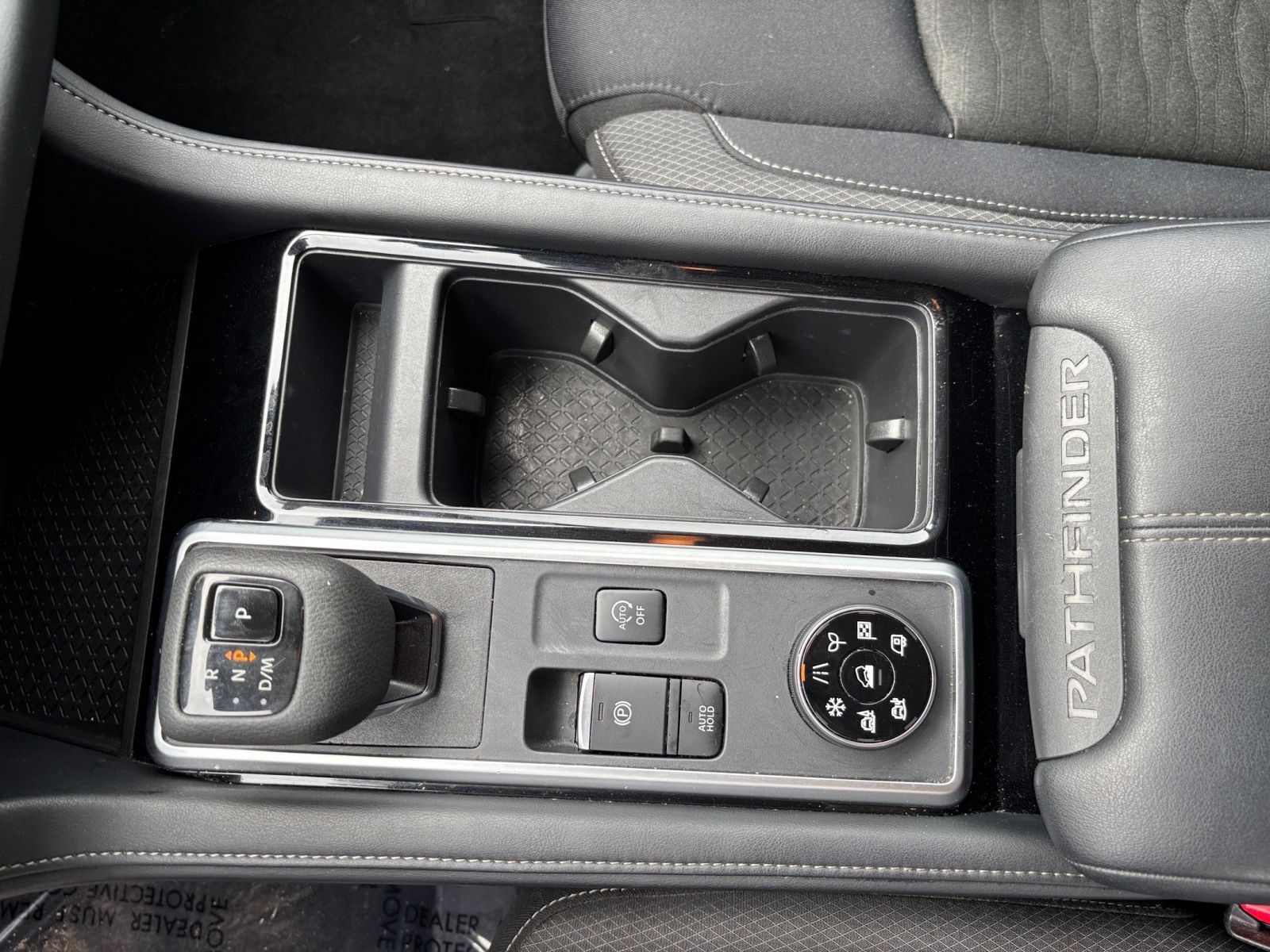 Used 2025 Nissan Pathfinder SV AWD/4WD image 41