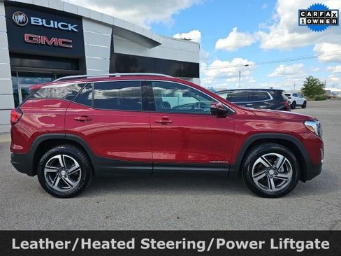 Used 2021 GMC Terrain SLT image 8