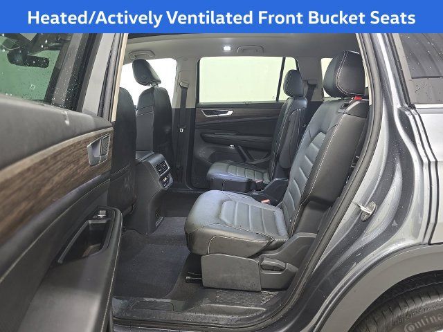 Used 2024 Volkswagen Atlas SEL AWD/4WD image 8