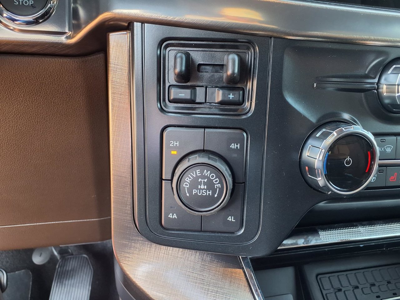 New 2026 Ford F150 King Ranch w/ Equipment Group 601A High AWD/4WD image 13