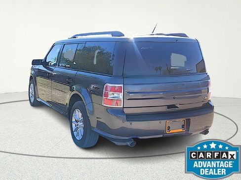 Used 2019 Ford Flex SE image 5