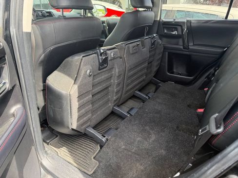 Used 2019 Toyota 4Runner TRD Off-Road Premium AWD/4WD image 16