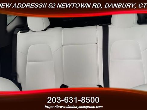 Used 2023 Tesla Model Y AWD image 12