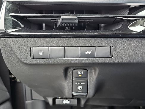 New 2026 Nissan Murano SL image 18