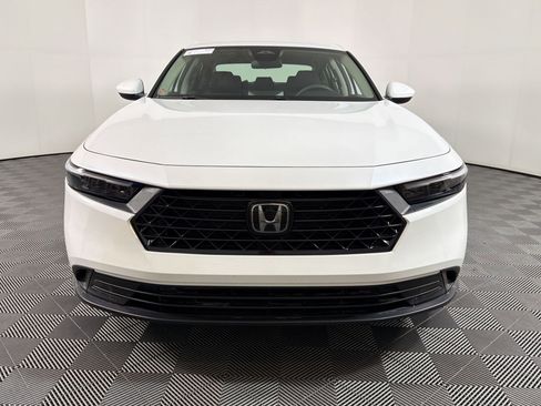 Used 2025 Honda Accord LX image 6