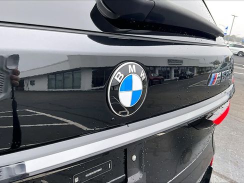 Used 2025 BMW X7 M60i image 31