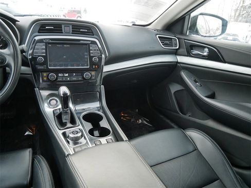 Used 2017 Nissan Maxima 3.5 SV image 23