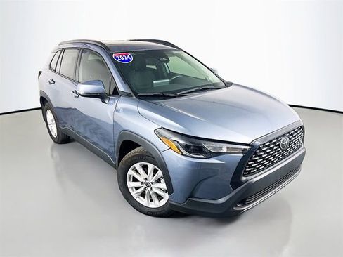Used 2024 Toyota Corolla Cross LE w/ Moonroof Package AWD/4WD image 2