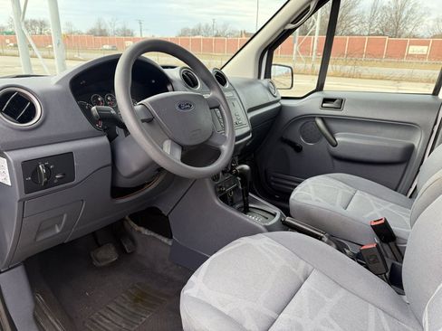 Used 2010 Ford Transit Connect XL image 19