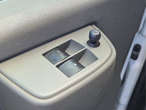 Used 2019 Chevrolet Express 3500 LT w/ LT Preferred Equipment Group image 20