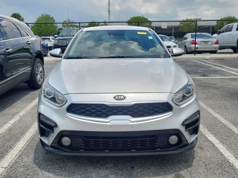 Used 2019 Kia Forte LXS FWD image 2