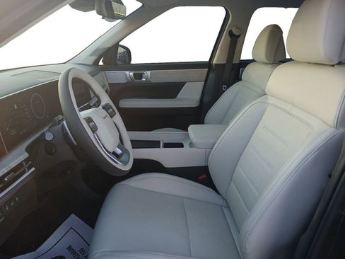 Used 2024 Hyundai Santa Fe Calligraphy image 10