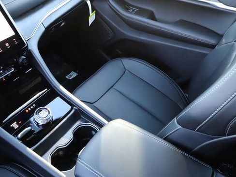 New 2025 Jeep Grand Cherokee Limited AWD/4WD image 27