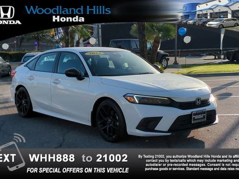 Used 2023 Honda Civic Sport image 3