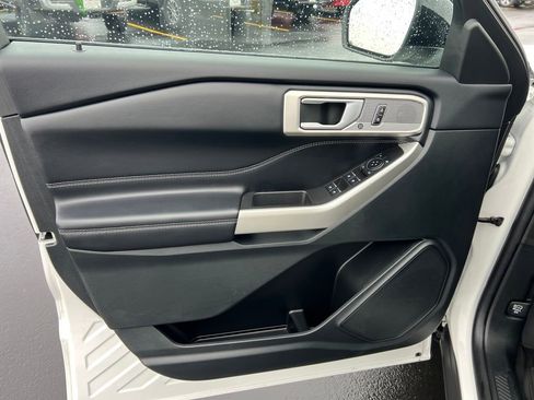 Certified 2023 Ford Explorer XLT w/ Equipment Group 202A image 12