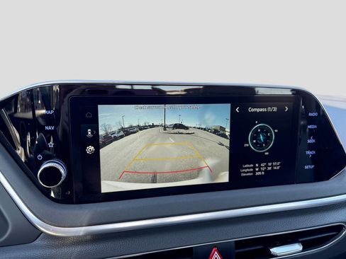 Used 2023 Hyundai Sonata SEL FWD image 18