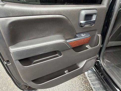 Used 2018 GMC Sierra 1500 SLT AWD/4WD image 19