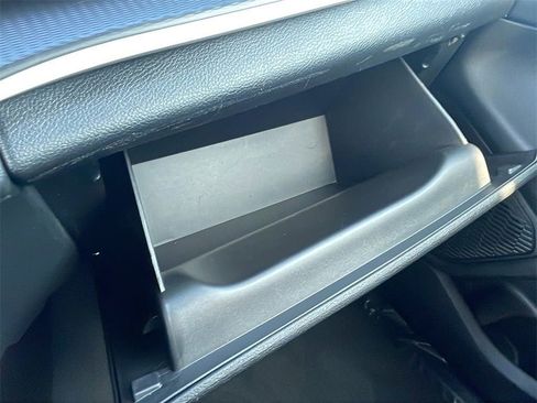 Used 2023 Jeep Grand Cherokee Altitude image 30