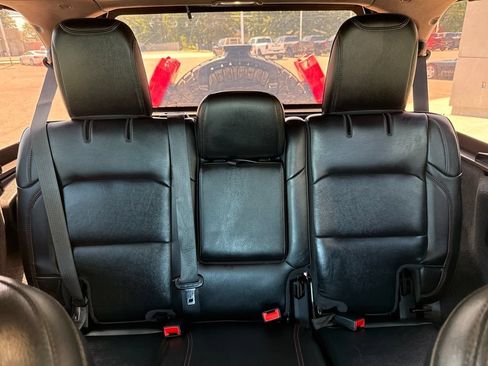 Used 2023 Jeep Wrangler Unlimited Rubicon AWD/4WD image 39