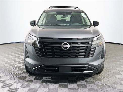 New 2026 Nissan Pathfinder SV image 3