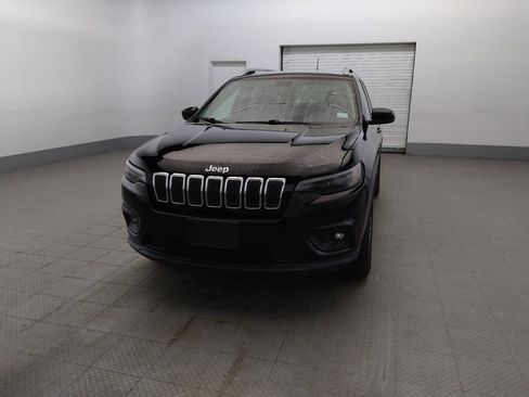 Used 2019 Jeep Cherokee Latitude w/ Popular Appearance Group AWD/4WD image 15