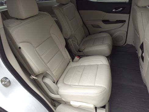 Used 2023 GMC Acadia Denali w/ Denali Ultimate Package image 41