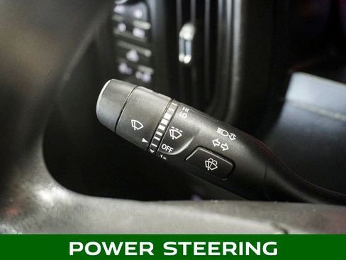 Used 2019 Chevrolet Silverado 1500 Custom w/ Custom Value Package image 16