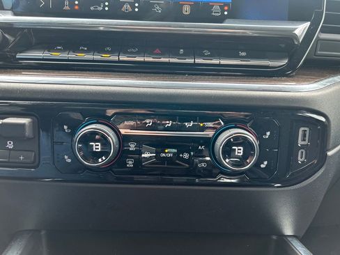 Used 2024 Chevrolet Silverado 1500 RST image 28