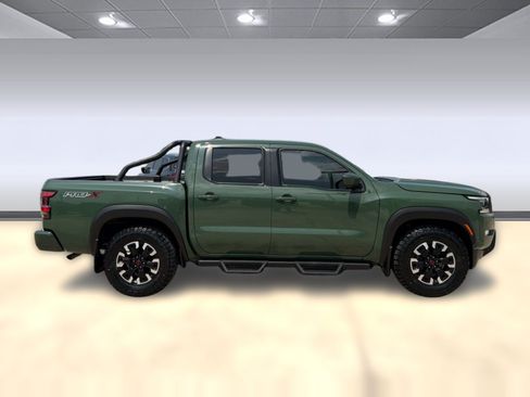 Used 2022 Nissan Frontier Pro-X RWD image 8