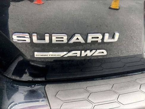 Used 2022 Subaru Crosstrek 2.0i Premium image 9